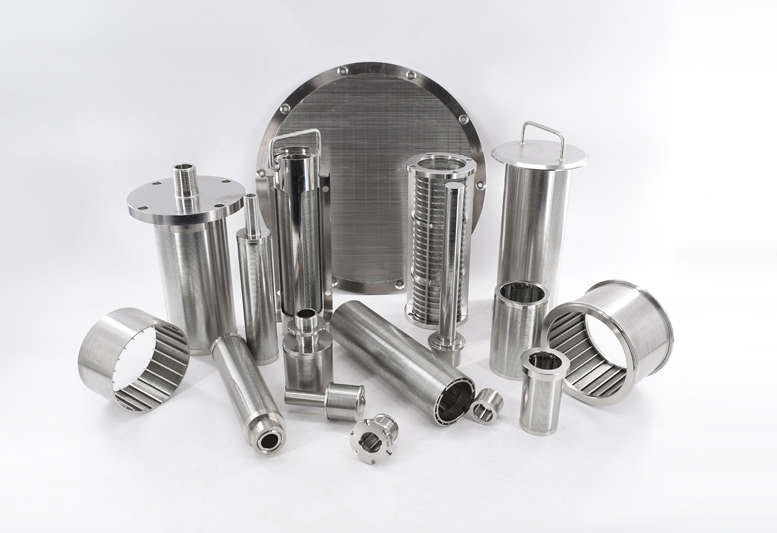 Stainless steel wedge-shaped wire filter element